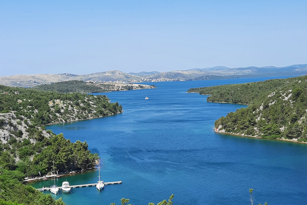 Goldene Sonne, blaue Buchten: Unterwegs in Dalmatien